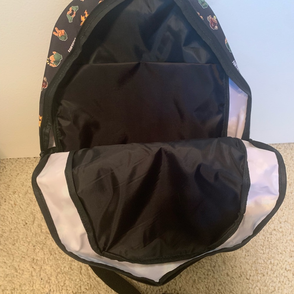 Unisex Kids Cool Fortnite backpack - Picture 3 of 8